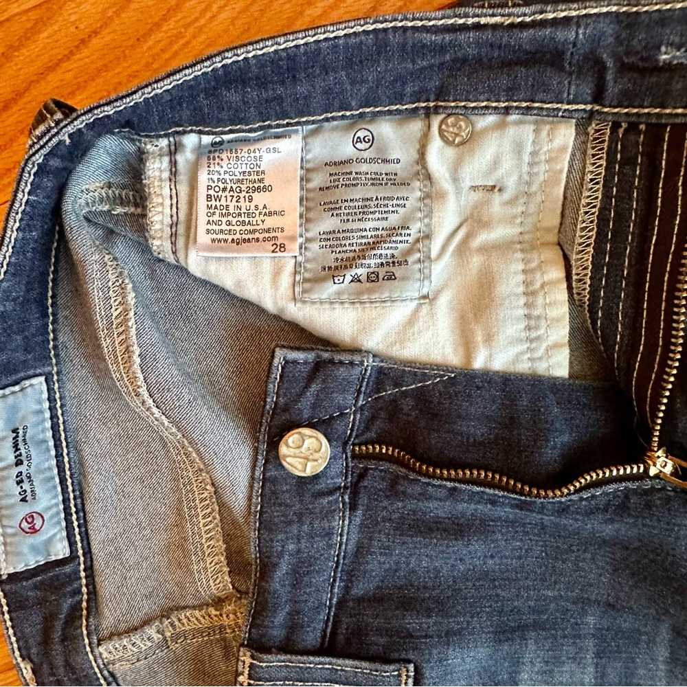 AG Adriano Goldschmied Dark Blue Prima Crop Mid-rise Jeans - Picture 3 of 8